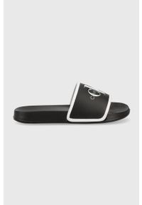 Calvin Klein Jeans klapki dziecięce kolor czarny. Kolor: czarny. Materiał: materiał, guma