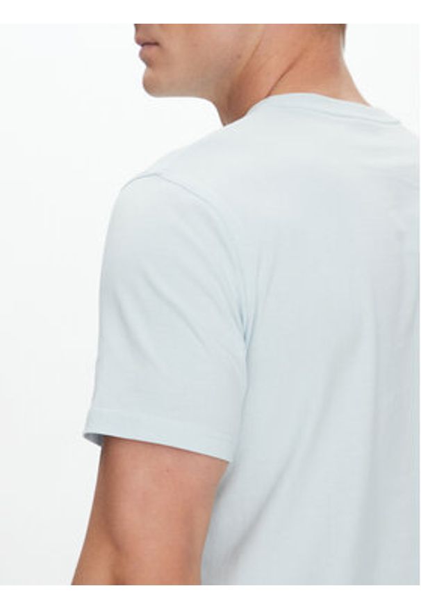 Barbour T-Shirt Lydd MTS1396BU61 Błękitny Regular Fit. Kolor: niebieski. Materiał: bawełna