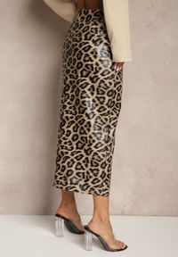 Renee - Brązowa Ołówkowa Spódnica High Waist w Panterkę z Rozcięciem Tamionwea. Okazja: na co dzień. Stan: podwyższony. Kolor: brązowy. Wzór: motyw zwierzęcy. Styl: elegancki, casual #5