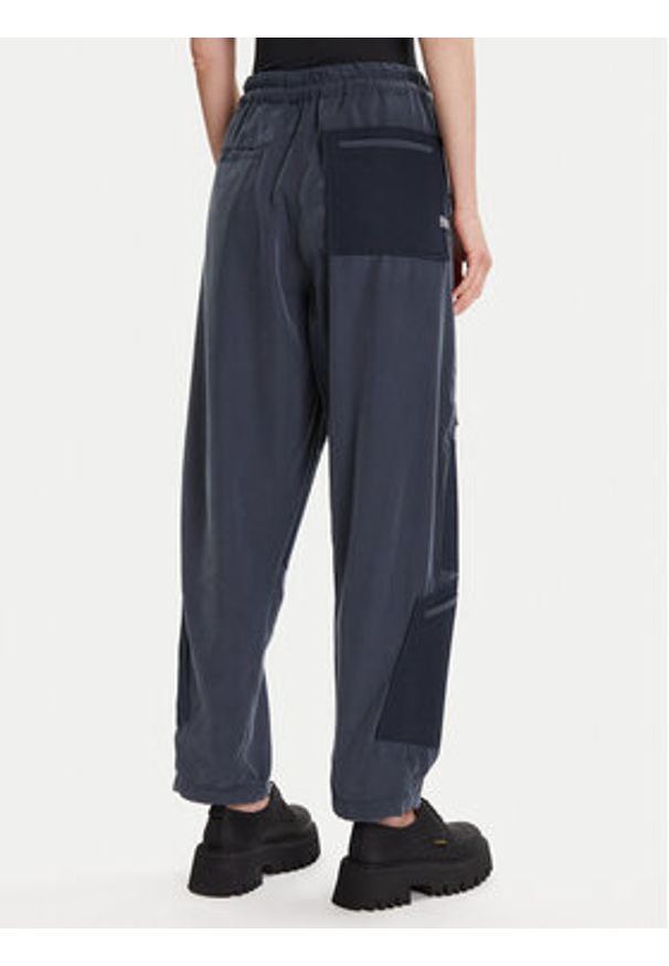 G-Star RAW - G-Star Raw Spodnie materiałowe Tone On Tone D27036-D522 Niebieski Relaxed Fit. Kolor: niebieski. Materiał: wiskoza