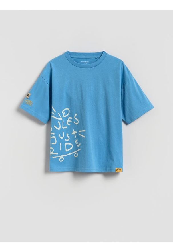 Reserved - Bawełniany t-shirt z nadrukiem - niebieski. Kolor: niebieski. Materiał: bawełna. Wzór: nadruk