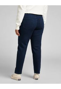 Lee - DAMSKIE SPODNIE JEANSOWE LEE Stella Tapered Plus DARK EVITA L31LPVYY #4