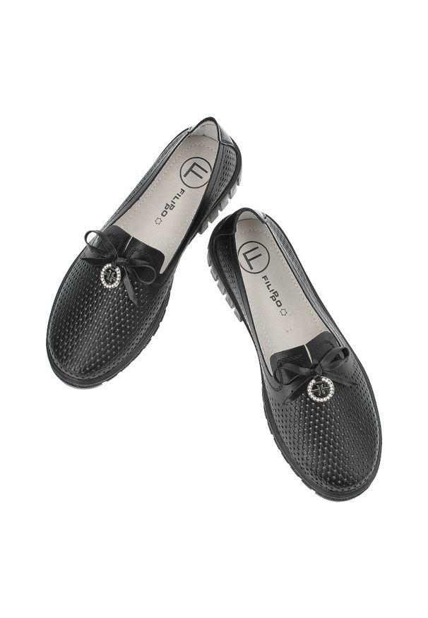 Czarne Półbuty Filippo Eleganckie Wsuwane Obuwie Damskie. Okazja: do pracy. Zapięcie: bez zapięcia. Kolor: czarny. Materiał: skóra. Styl: elegancki