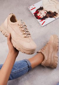 Born2be - Beżowe Sneakersy Merellien. Wysokość cholewki: przed kostkę. Kolor: beżowy. Szerokość cholewki: normalna. Wzór: aplikacja #6