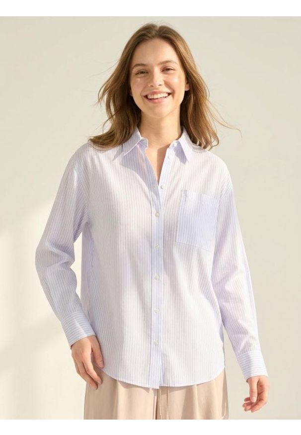 Sinsay - Koszula regular fit z domieszką lnu - niebieski. Kolor: niebieski. Materiał: len