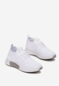 Born2be - Białe Buty Sportowe Quintela. Okazja: na co dzień. Kolor: biały. Materiał: materiał. Szerokość cholewki: normalna #2