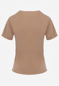 Renee - Brązowy Casualowy Bawełniany T-shirt Rivali. Okazja: na co dzień. Kolor: brązowy. Materiał: bawełna. Styl: casual #7