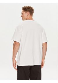 Puma T-Shirt Dylan s Gift Shop 625269 Biały Regular Fit. Kolor: biały. Materiał: bawełna #3
