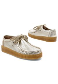 Złote Półbuty Hee Modne Buty Damskie. Okazja: na co dzień. Zapięcie: sznurówki. Kolor: złoty. Materiał: skóra, jeans. Styl: klasyczny, casual, elegancki #7