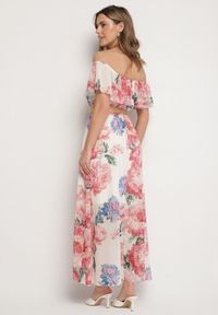 Born2be - Różowa Sukienka Typu Hiszpanka w Kwiaty z Paskiem Sademire. Okazja: na co dzień. Typ kołnierza: dekolt hiszpanka. Kolor: różowy. Wzór: kwiaty. Styl: casual #6