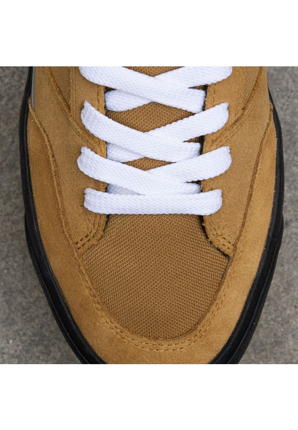 Buty męskie New Balance Numeric UN417CWB – brązowe. Kolor: brązowy. Materiał: zamsz, materiał, guma, syntetyk, dresówka. Szerokość cholewki: normalna. Wzór: nadruk