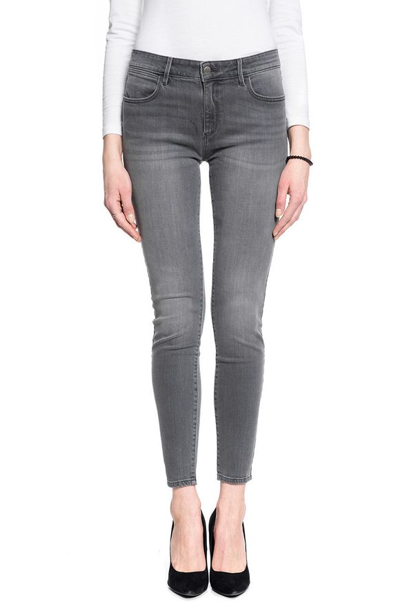 Wrangler - SPODNIE DAMSKIE WRANGLER SKINNY SKY GREY W28KKS74H 112128299