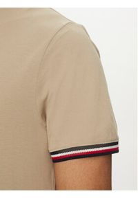 TOMMY HILFIGER - Tommy Hilfiger T-Shirt Global Stripe MW0MW38630 Beżowy Regular Fit. Kolor: beżowy. Materiał: bawełna