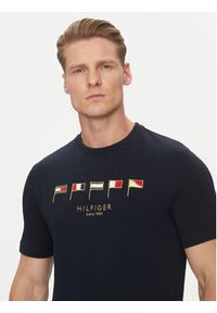 TOMMY HILFIGER - Tommy Hilfiger T-Shirt Multi Flags MW0MW38616 Granatowy Regular Fit. Kolor: niebieski. Materiał: bawełna