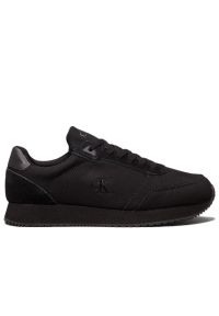 Buty męskie Calvin Klein Jeans Runners Sock Laceup MG Canvas YM0YM01217-0GJ - czarne. Okazja: na co dzień. Zapięcie: sznurówki. Kolor: czarny. Materiał: jeans. Szerokość cholewki: normalna. Wzór: aplikacja