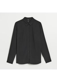 House - Gładka koszula z wiskozy czarna - Czarny. Kolor: czarny. Materiał: wiskoza. Wzór: gładki