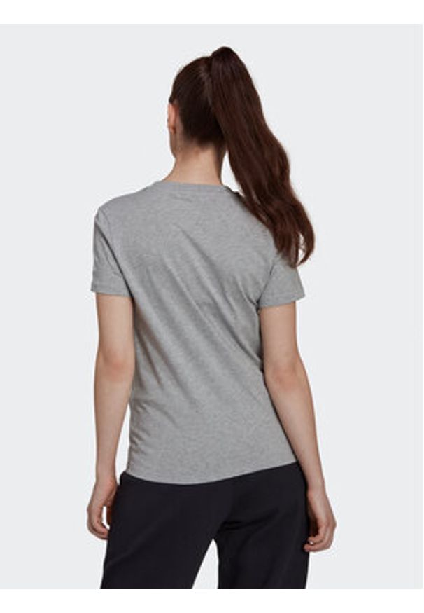 Adidas - adidas T-Shirt Essentials Logo HL2053 Szary Slim Fit. Kolor: szary. Materiał: bawełna