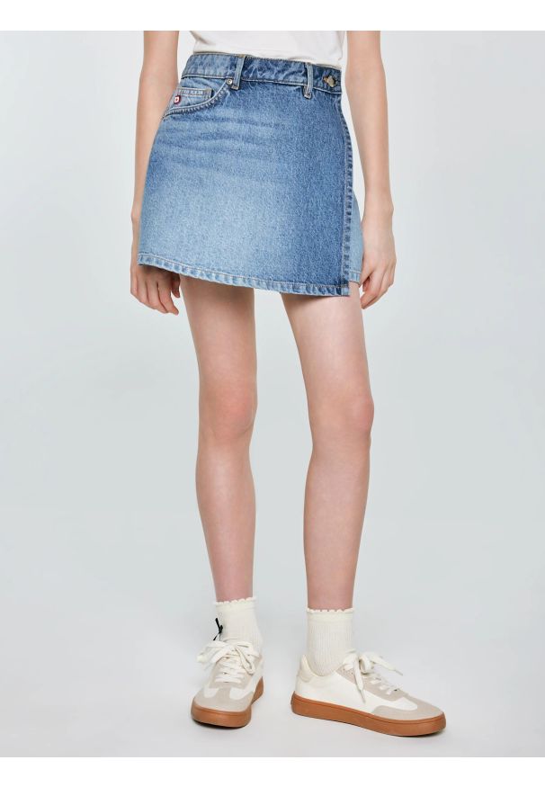 Big-Star - Spódnico-szorty dziewczęce jeansowe niebieskie Juni 466. Okazja: na co dzień. Kolor: niebieski. Materiał: jeans. Sezon: lato. Styl: vintage, casual, klasyczny, elegancki