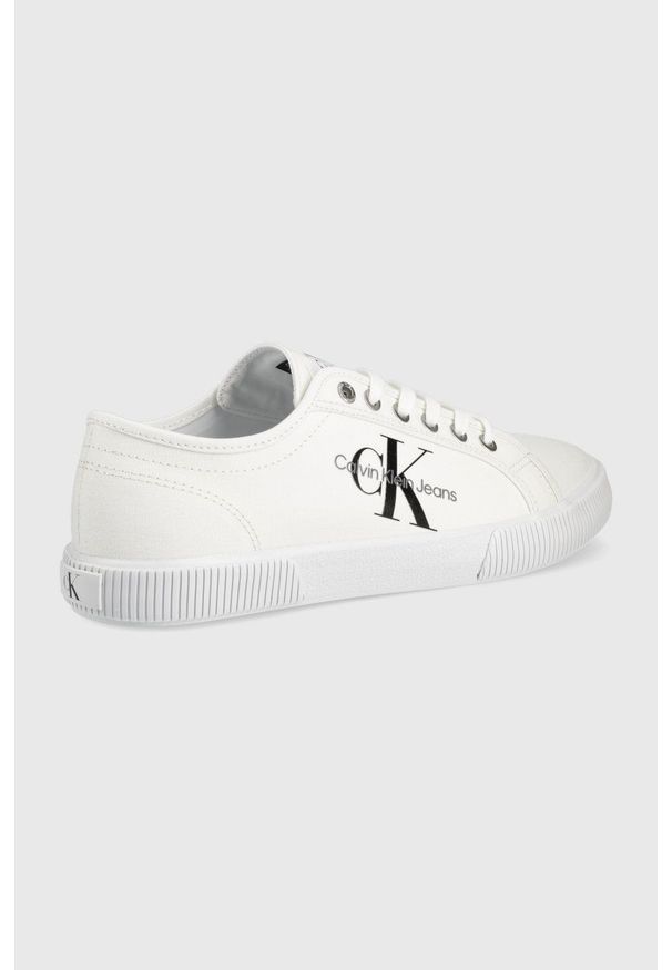 Calvin Klein Jeans tenisówki męskie kolor biały. Nosek buta: okrągły. Zapięcie: sznurówki. Kolor: biały. Materiał: guma, bawełna