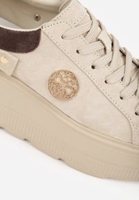 Renee - Beżowe Skórzane Sneakersy na Platformie z Aplikacją i Plecionym Paskiem Kaphophai. Okazja: na spacer, na co dzień. Zapięcie: pasek. Kolor: beżowy. Materiał: skóra. Wzór: aplikacja. Obcas: na platformie. Sport: turystyka piesza #5
