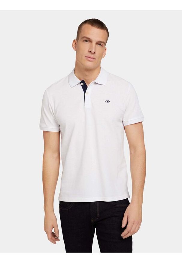 Tom Tailor Polo 1027713 Biały Regular Fit. Typ kołnierza: polo. Kolor: biały