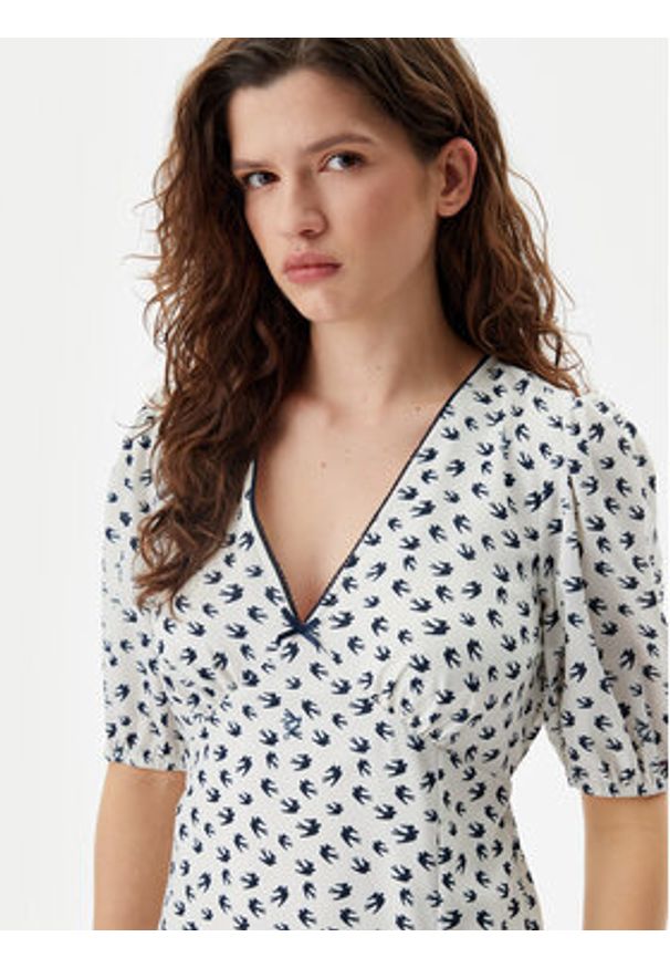 Tommy Jeans Sukienka letnia Bird DW0DW20336 Biały Regular Fit. Kolor: biały. Materiał: syntetyk. Sezon: lato