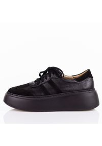 DEONI - Czarne skórzane sneakersy damskie Deoni D632. Okazja: na co dzień. Nosek buta: okrągły. Zapięcie: sznurówki. Kolor: czarny. Szerokość cholewki: normalna. Materiał: skóra. Sezon: wiosna, jesień. Obcas: na platformie. Styl: klasyczny, sportowy, casual, elegancki