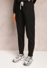 Renee - Czarne Bawełniane Spodnie Dresowe z Gumką w Talii Arnhill. Stan: podwyższony. Kolor: czarny. Materiał: bawełna, dresówka #4