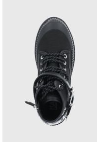 Karl Lagerfeld botki TREKKA II damskie kolor czarny na platformie. Zapięcie: sznurówki. Kolor: czarny. Materiał: skóra, guma. Obcas: na platformie