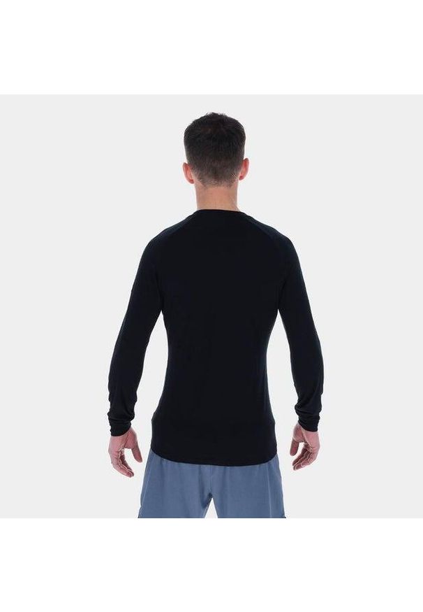 Bluza merino męska Inov-8 Merino Long Sleeve T-Shirt. Kolor: czarny. Materiał: wełna. Długość rękawa: długi rękaw. Sport: turystyka piesza