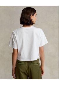 RALPH LAUREN - Krótki t-shirt damski Polo Ralph Lauren. Typ kołnierza: polo. Kolor: biały. Materiał: dzianina. Długość: krótkie. Wzór: kolorowy