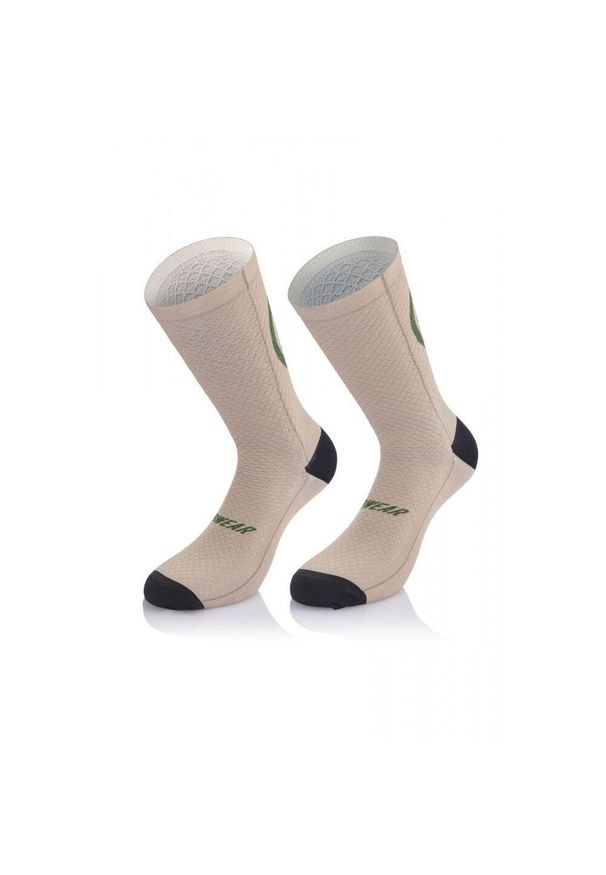 MB WEAR - Skarpetki Mb Wear Smile Emotions H20. Kolor: wielokolorowy, beżowy, zielony. Sport: kolarstwo