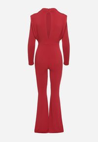 Born2be - Czerwony Koktajlowy Kombinezon Ozdobiony Wycięciem na Plecach Sewiel. Kolor: czerwony. Długość rękawa: długi rękaw. Długość: długie. Wzór: aplikacja. Styl: wizytowy #7
