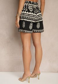 Renee - Czarne Wiskozowe Szorty High Waist ze Wzorem Boho Lunadora. Okazja: na co dzień. Stan: podwyższony. Kolor: czarny. Materiał: wiskoza. Sezon: lato. Styl: boho #5