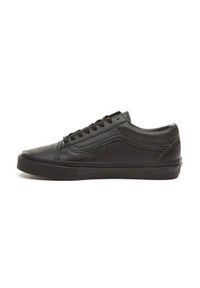 Buty do chodzenia męskie Vans Old Skool Classic. Zapięcie: sznurówki. Kolor: wielokolorowy, czarny. Materiał: materiał, syntetyk, tkanina. Szerokość cholewki: normalna. Model: Vans Old Skool, Vans Classic. Sport: turystyka piesza