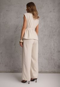Renee - Beżowy Wiskozowy Komplet Garniturowy Spodnie Wide Leg i Kamizelka z Paskiem Elyenryl. Kolor: beżowy. Materiał: wiskoza #4