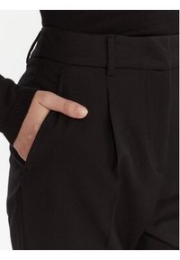 Weekend Max Mara Spodnie materiałowe Caldaia 2525136152 Czarny Regular Fit. Kolor: czarny. Materiał: wełna #4