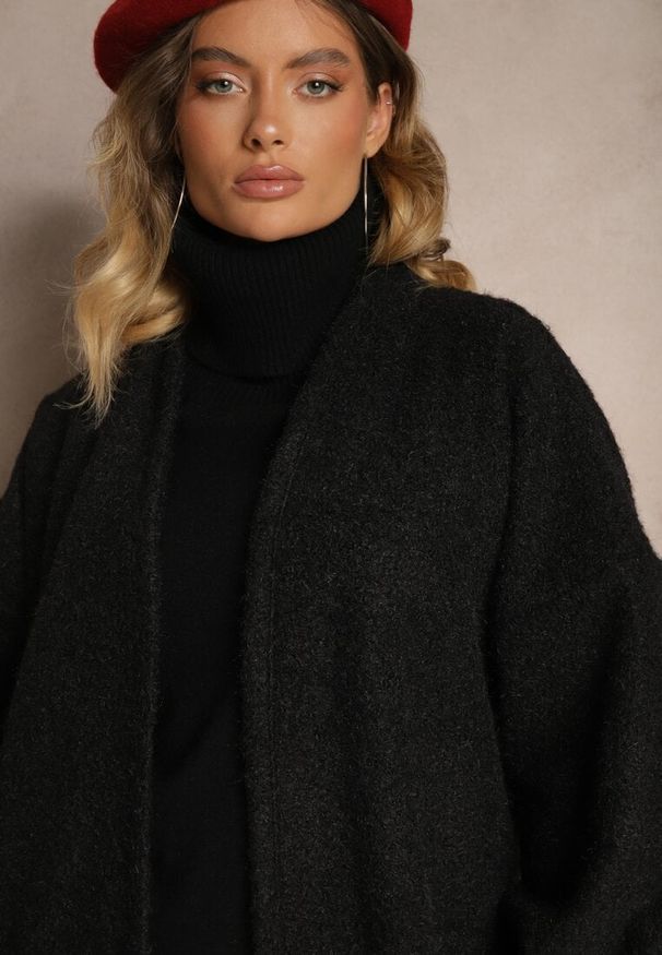 Renee - Czarny Długi Kardigan Bez Zapięć z Kieszeniami i Ściągaczami przy Mankietach Jackidra. Okazja: na co dzień. Kolor: czarny. Długość: długie. Styl: elegancki, casual