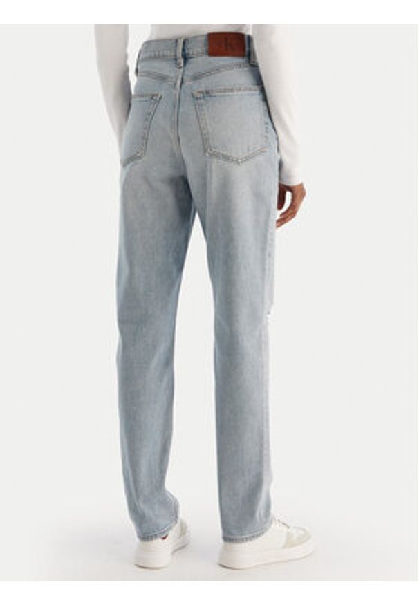 Calvin Klein Jeans Jeansy New Mom Jean Bowery Destroyed LV047D722G Niebieski Mom Fit. Kolor: niebieski. Materiał: bawełna