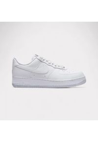 Buty męskie sneakersy sportowe Nike AIR FORCE 1. Kolor: biały. Model: Nike Air Force. Sport: turystyka piesza #1
