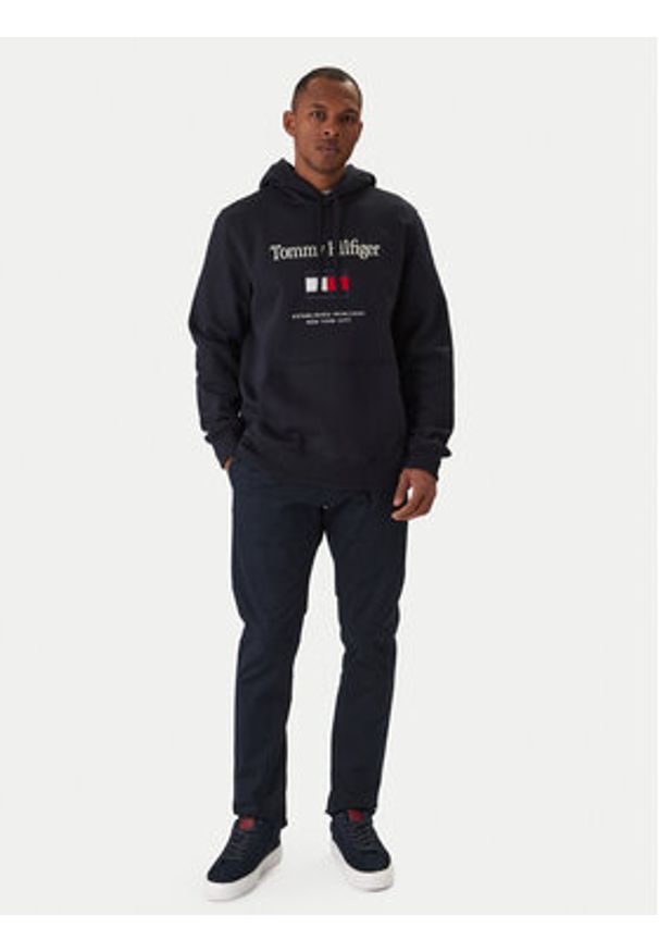 TOMMY HILFIGER - Tommy Hilfiger Bluza Embro Flag MW0MW42735 Granatowy Regular Fit. Kolor: niebieski. Materiał: bawełna