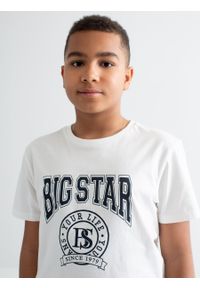 Big-Star - Koszulka chłopięca z nadrukiem biała Holger 100. Okazja: na co dzień. Kolor: biały. Materiał: jeans, dzianina. Wzór: nadruk. Styl: casual