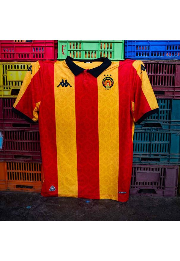 Kappa - Koszulka domowa ES Tunis 2025/26. Kolor: czerwony. Sport: piłka nożna