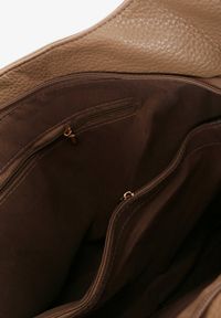 Renee - Ciemnobeżowa Torebka Typu Hobo z Dołączonym Regulowanym Paskiem Senawin. Kolor: beżowy. Styl: biznesowy, elegancki, casual