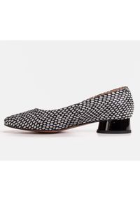 Marco Shoes Baleriny w biało-czarne wzory białe. Kolor: czarny, biały, wielokolorowy