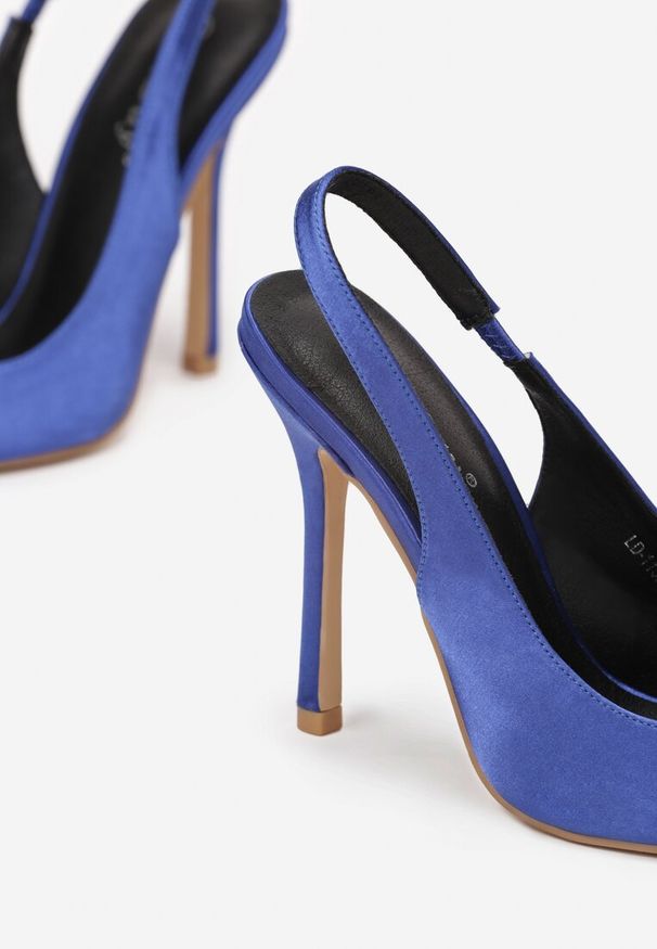 Renee - Niebieskie Sandały Elke. Okazja: na ślub cywilny, na wesele. Nosek buta: szpiczasty. Zapięcie: bez zapięcia. Kolor: niebieski. Materiał: satyna. Styl: elegancki, wizytowy