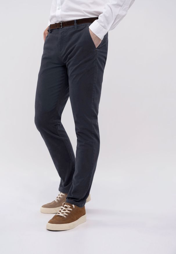 Volcano - Spodnie chino R-DAVE. Materiał: bawełna, materiał, elastan. Wzór: paski. Styl: klasyczny, elegancki