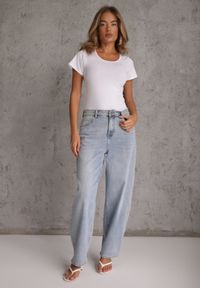 Renee - Biały T-shirt Basic z Bawełny o Klasycznym Prostym Kroju z Zaokrąglonym Dekoltem Setho. Kolor: biały. Materiał: bawełna. Wzór: gładki. Styl: klasyczny #2