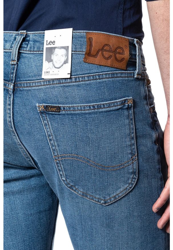 Lee - LEE SPODNIE MĘSKIE LUKE ZIP POCKET MID DIAMOND L72GCVFU 112119652