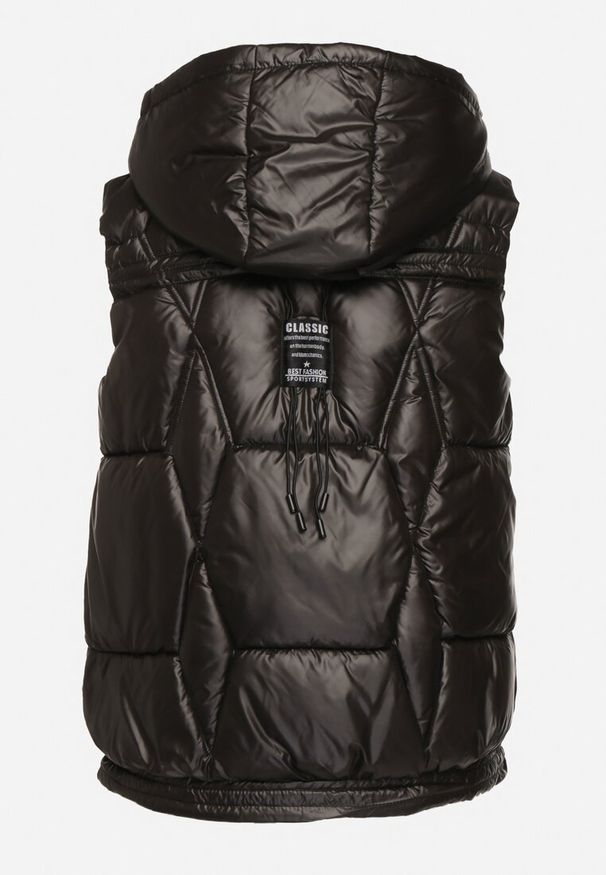 Born2be - Czarna Kamizelka z Odpinanym Kapturem i Ozdobnym Pikowaniem Arreanne. Okazja: na co dzień. Kolor: czarny. Materiał: jeans. Sezon: wiosna, jesień. Styl: casual, elegancki, sportowy